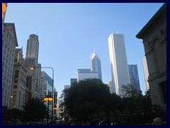 S Michigan Avenue, central part at the Art Institute